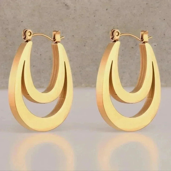 ποΈMinimalist U-Shaped Crescent Moon π Hoop Earrings - 316L Stainless Steel β¨ - Picture 12 of 13